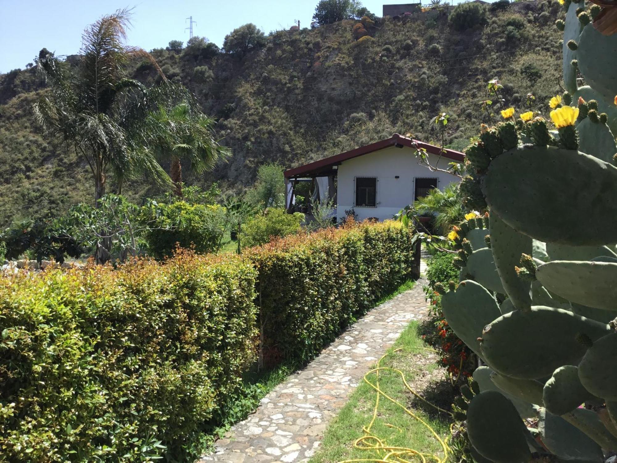 Holidaysora Taormina - Il Giardino Di Graziella Zewnętrze zdjęcie
