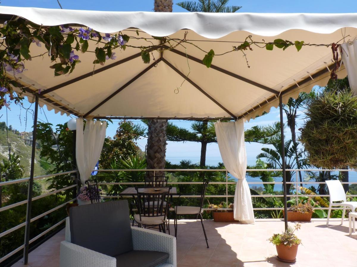 Holidaysora Taormina - Il Giardino Di Graziella Zewnętrze zdjęcie