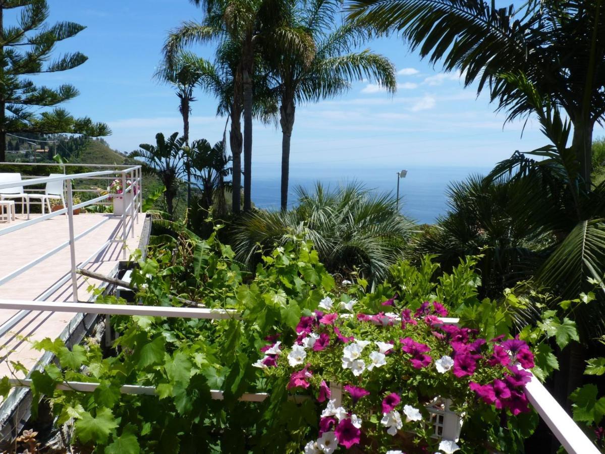 Holidaysora Taormina - Il Giardino Di Graziella Zewnętrze zdjęcie